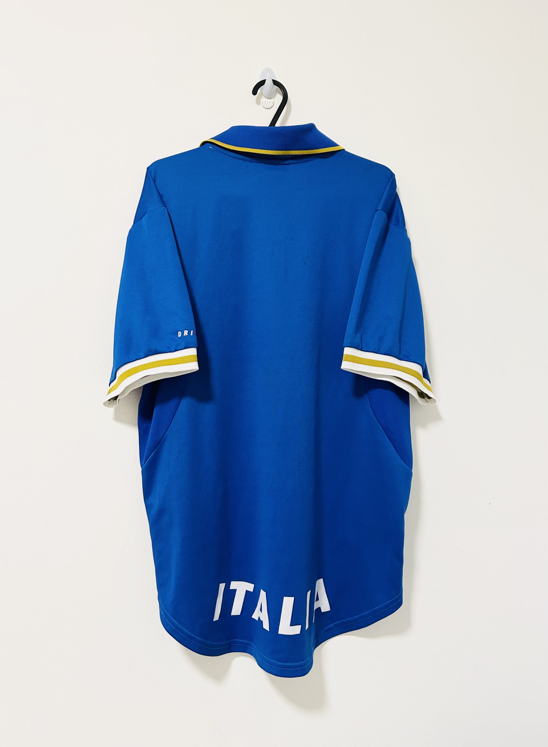 Italy 1996 Home Jersey M - Image 2