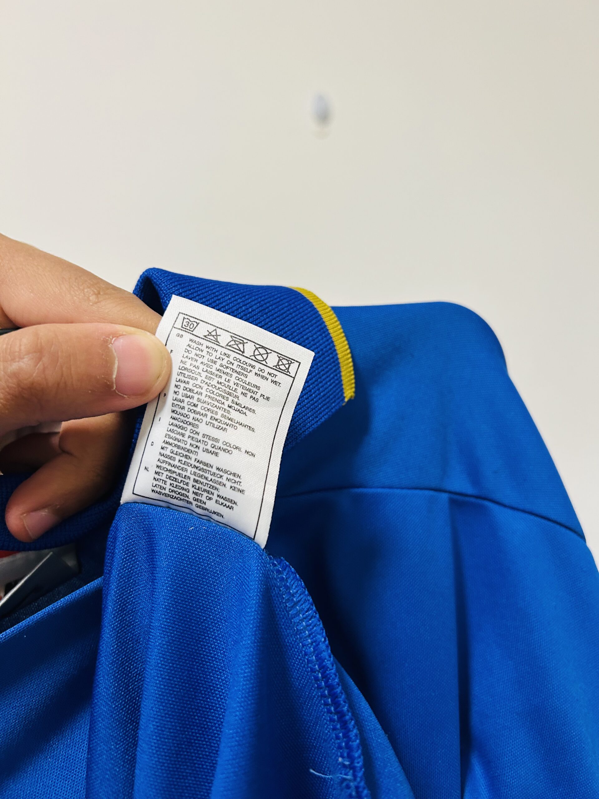 Italy 1996 Home Jersey M - Image 6