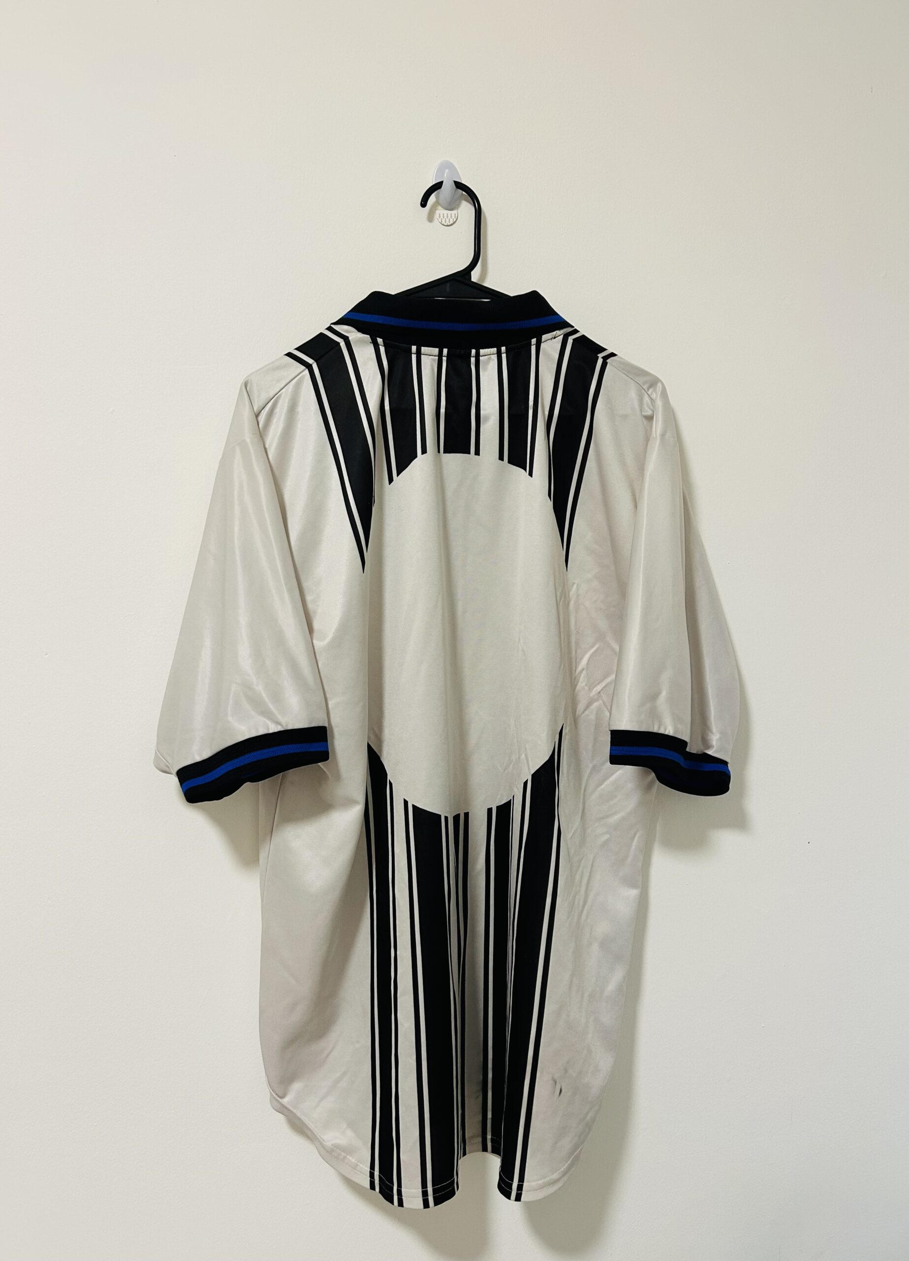 Partizan Belgrade 1999/00 Home Jersey Size L - Image 2