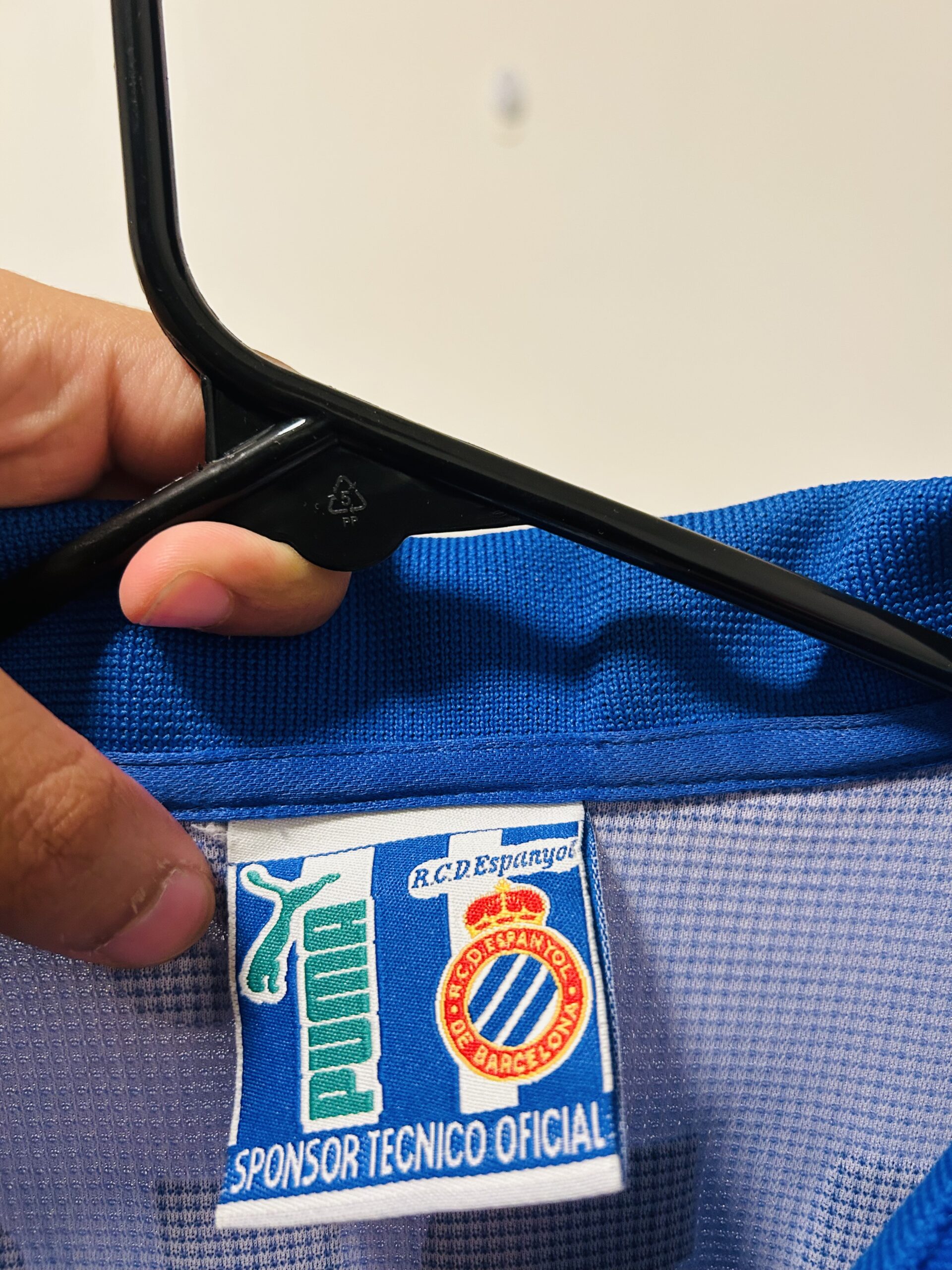 RCD ESPANYOL 1998/99 Home #10 carlos jersey XL - Image 3